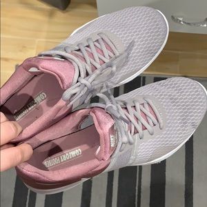 Nike Mauve & Gray Sneakers